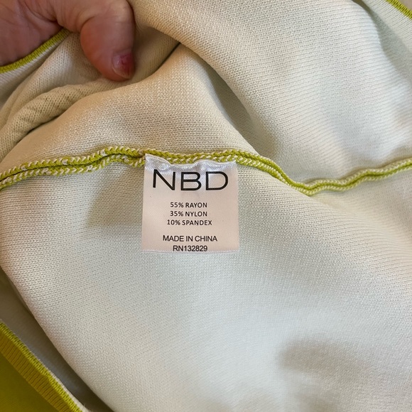 NBD x the Naven Twins - lime green body con dress - Picture 6 of 7